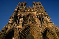 Shared Tour: Reims Champagne Motorcoach Tour from Paris