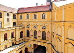 Hotel Deutsches Theater Downtown