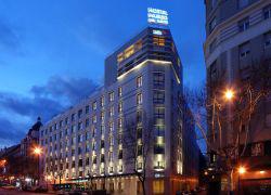 Husa Paseo del Arte Hotel
