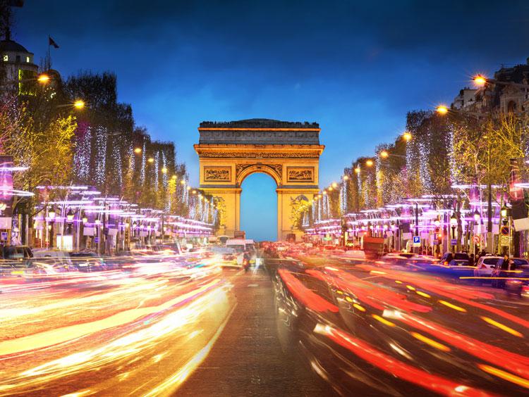 Paris Arc Traffic